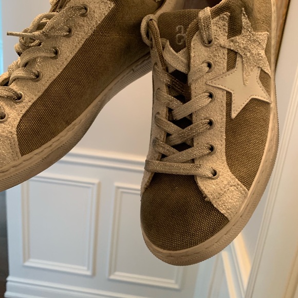 2STAR Sneakers - Golden Goose style - Picture 4 of 13